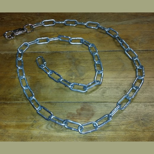 Chaine d'attache avec mousqueton à levier