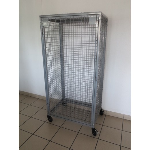 Armoire de lavage extérieur et/ou séchage à l'air libre