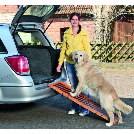 Boarding, rampe d'auto pour chiens en bois